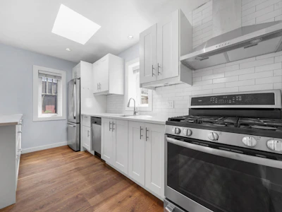 339 E 41st Avenue - 4