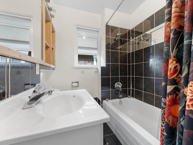339 E 41st Avenue, Vancouver, BC, V5W 1N9 - 23