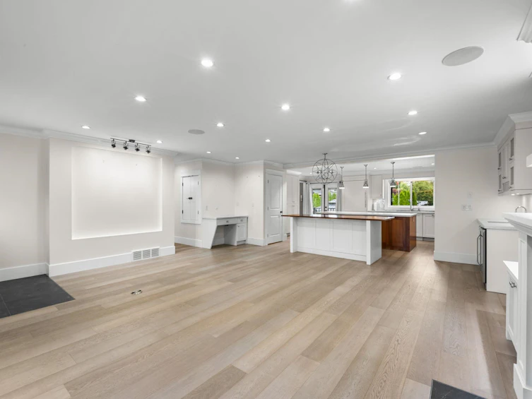 1660 Charland Avenue, Coquitlam, BC, V3K 3L7 - 3