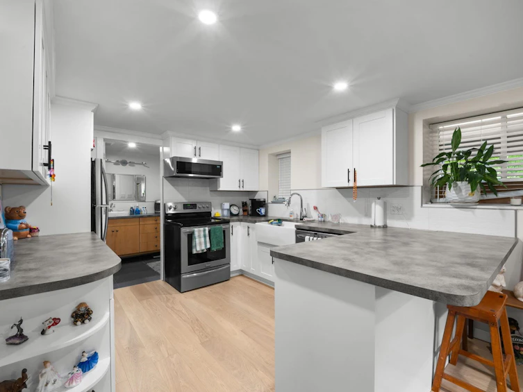 1660 Charland Avenue, Coquitlam, BC, V3K 3L7 - 31