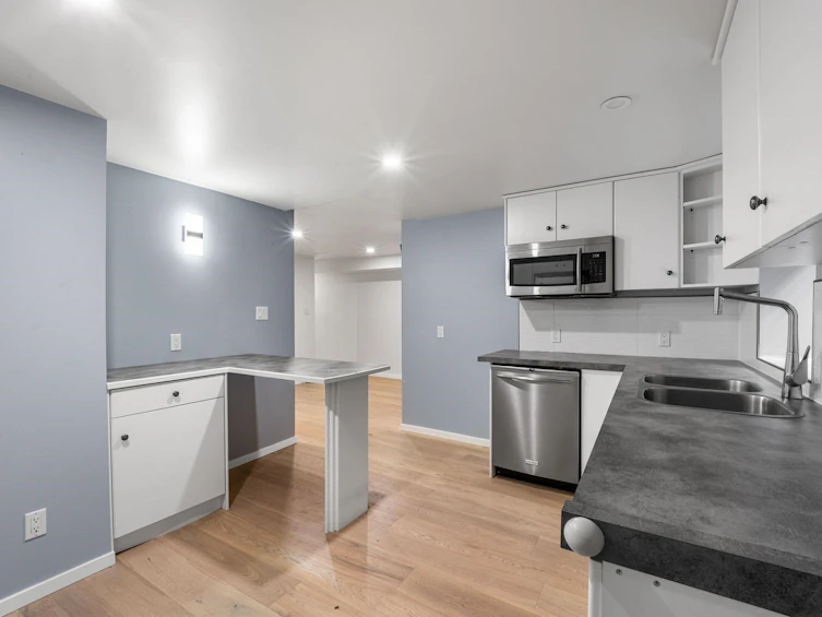 1660 Charland Avenue, Coquitlam, BC, V3K 3L7 - 27