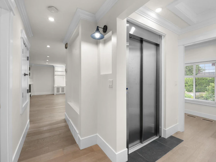 1660 Charland Avenue, Coquitlam, BC, V3K 3L7 - 20