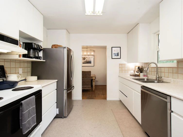 361 W 19th Street, North Vancouver, BC, V7M 1X7 - 9