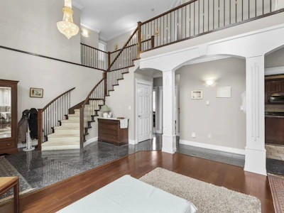 218 Seaview Drive - 2