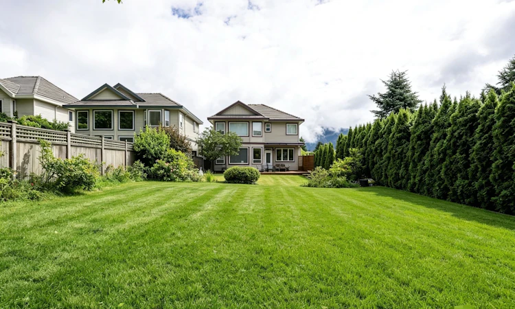 1700 Paddock Drive