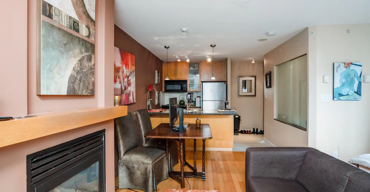 708-989 Richards Street, Vancouver, BC, V6B 0L2 - 2