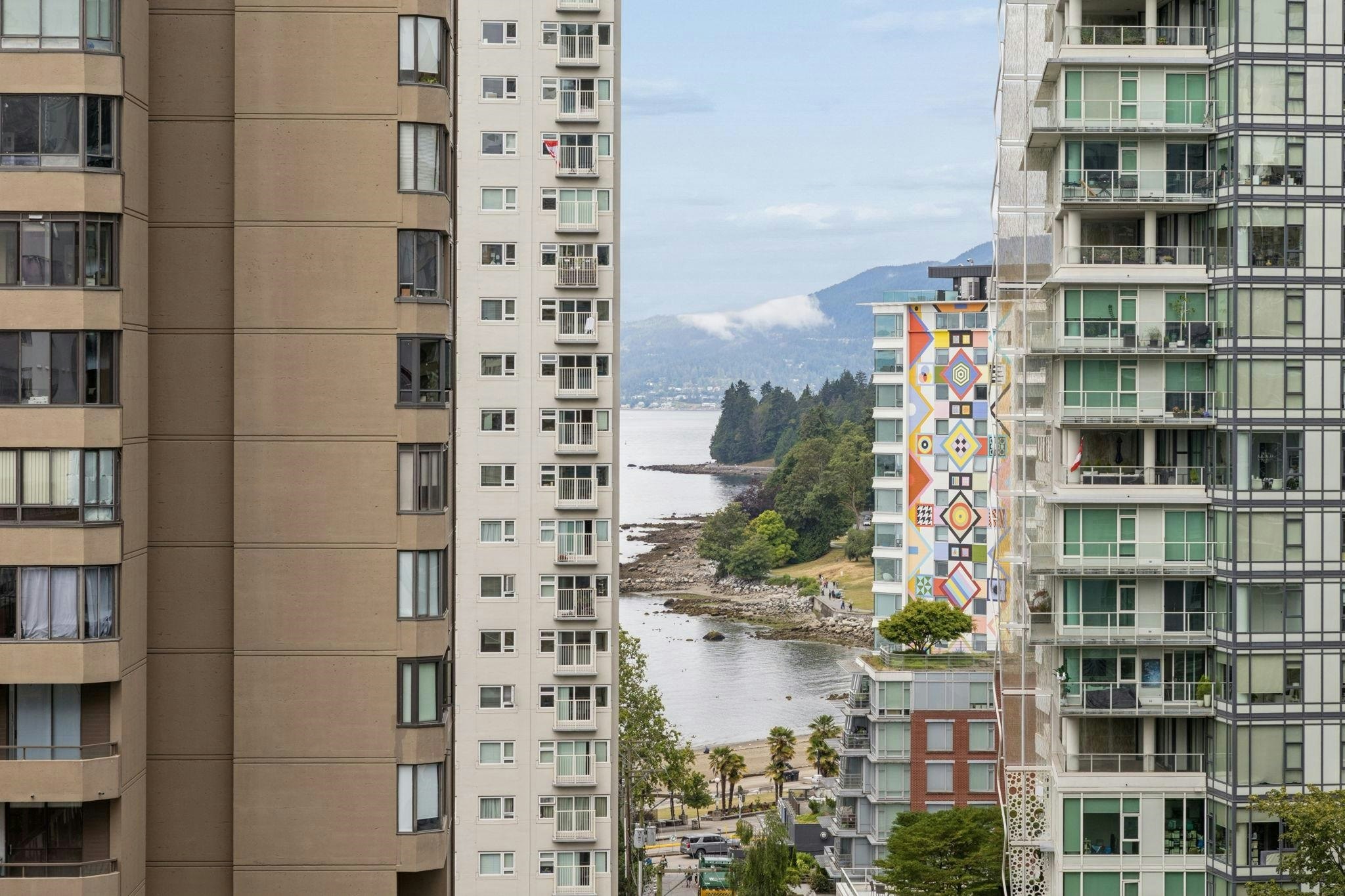 1004-1251 Cardero Street, Vancouver, BC, V6G 2H9 - 17