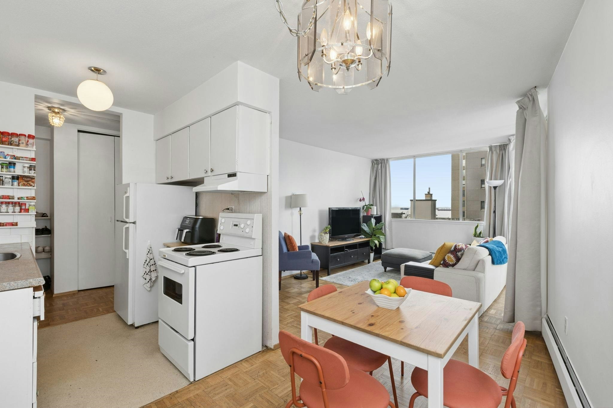 1004-1251 Cardero Street, Vancouver, BC, V6G 2H9 - 12