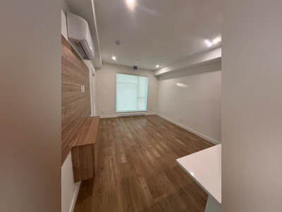 213-14398 60 Ave Street - 2