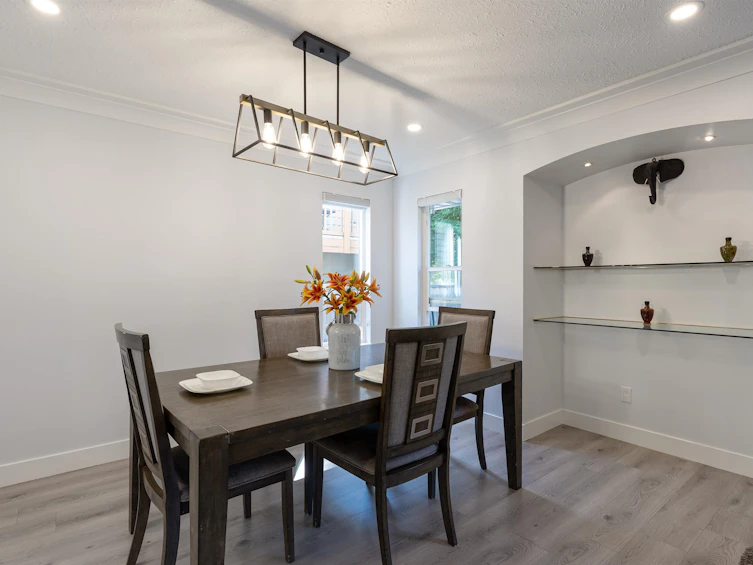 14343 17 Avenue, Surrey, BC, V4A 6L3 - 14