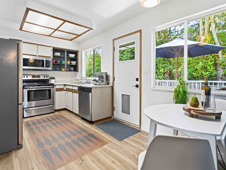 9030 James Place, Delta, BC, V4C 2R8 - 10
