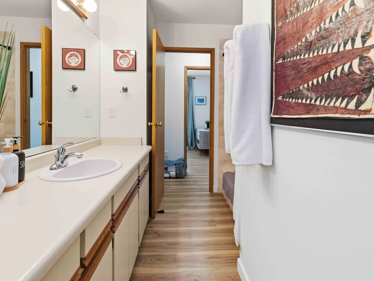 9030 James Place, Delta, BC, V4C 2R8 - 35