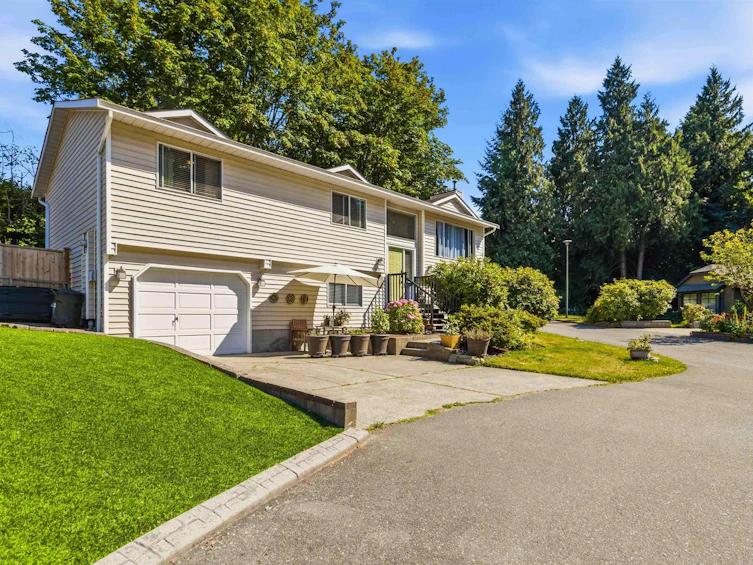 9030 James Place, Delta, BC, V4C 2R8