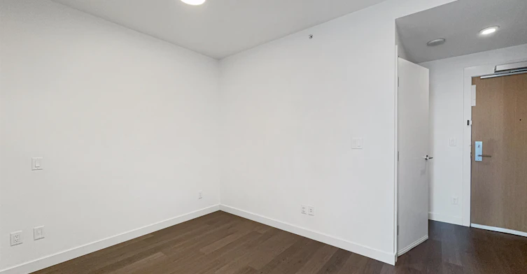 9xx-4670 Assembly Way, Burnaby, BC, V5H 0H3 - 8