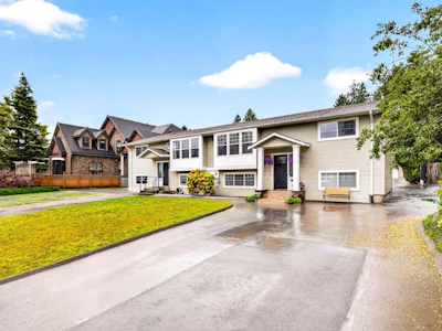 12905 99 Avenue - 4