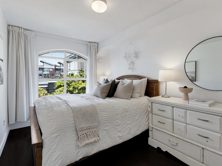 323-332 Lonsdale Avenue, North Vancouver, BC, V7M 3M5 - 15