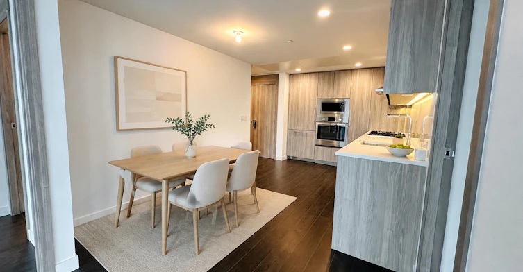 28xx-4890 Lougheed Highway, Burnaby, BC, V5C 0N2 - 5