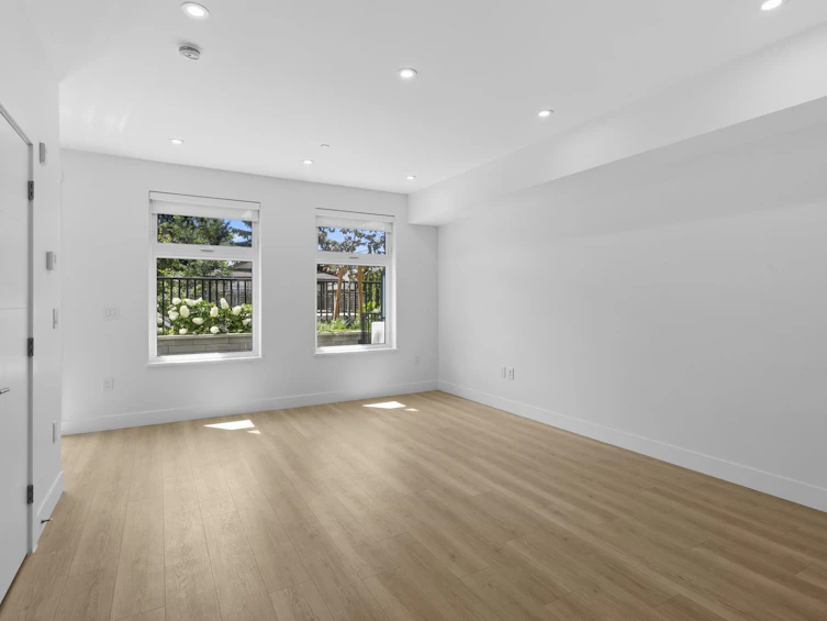 111-342 Mountain Highway, North Vancouver, BC, V7J 2K8 - 11
