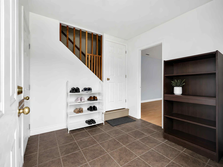 1020 E King Edward Avenue, Vancouver, BC, V5V 2E9 - 6