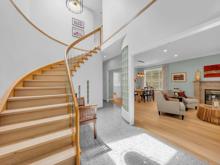 2030 E 2nd Avenue, Vancouver, BC, V5N 1E7 - 3