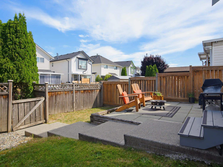 18503 64b Avenue, Surrey, BC, V3S 8S8 - 35