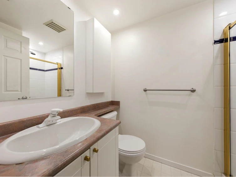 209-688 E 16th Avenue, Vancouver, BC, V5T 2V4 - 25