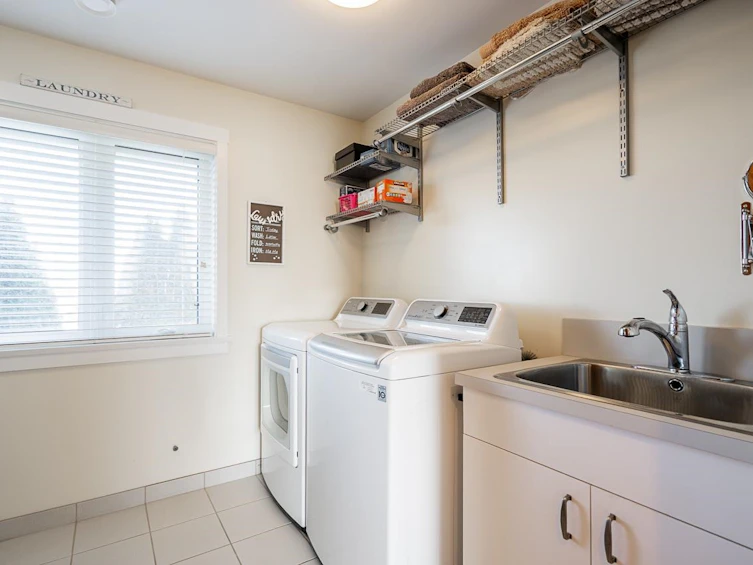 3302 168 Street, Surrey, BC, V3Z 1E4 - 29