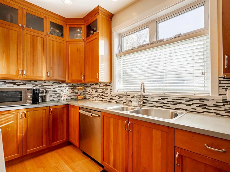 3302 168 Street, Surrey, BC, V3Z 1E4 - 11