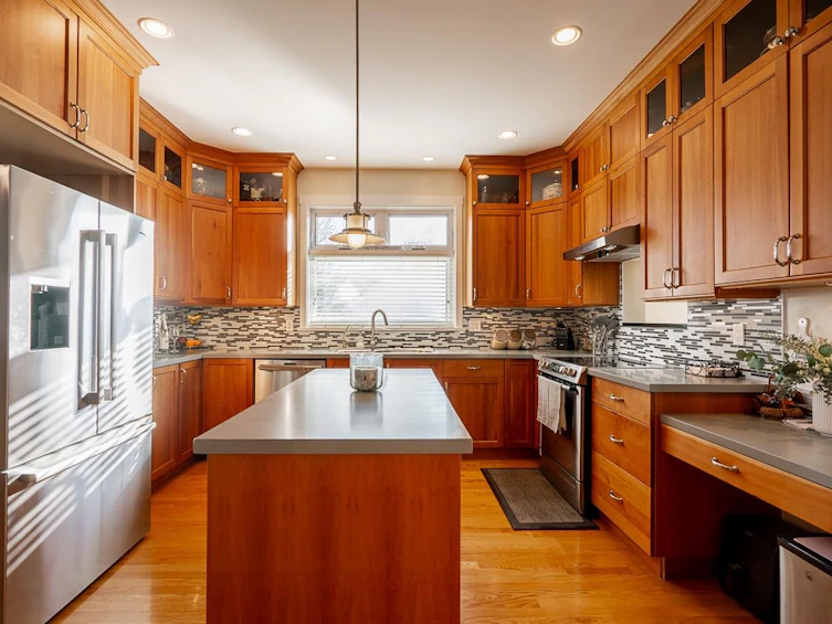 3302 168 Street, Surrey, BC, V3Z 1E4 - 9