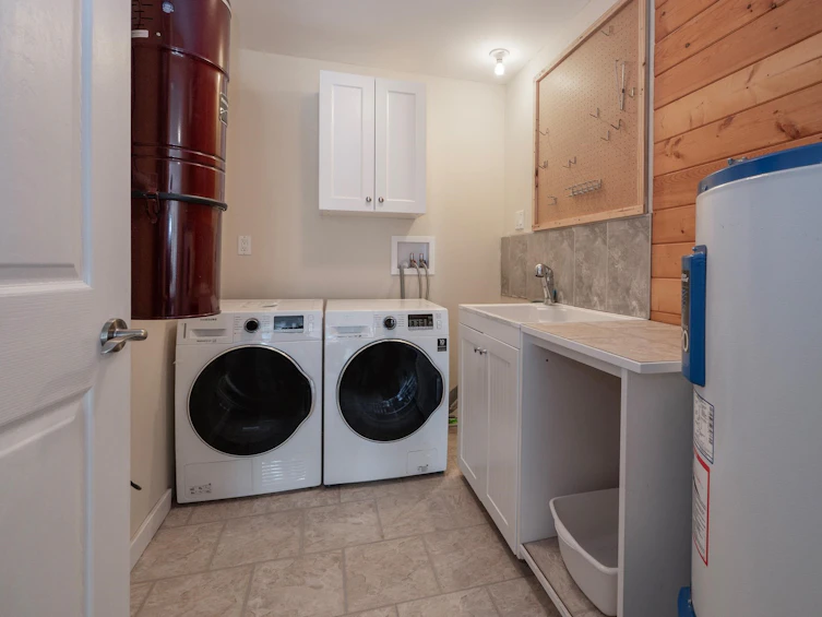 5878 Medusa Street, Sechelt, BC, V0N 3A0 - 27