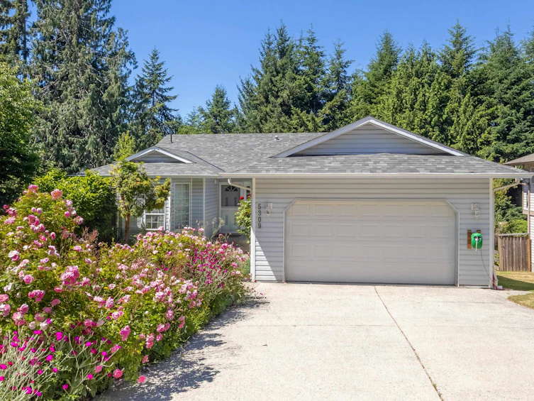 5309 Cedarview Place, Sechelt, BC, V7Z 0C2 - 2
