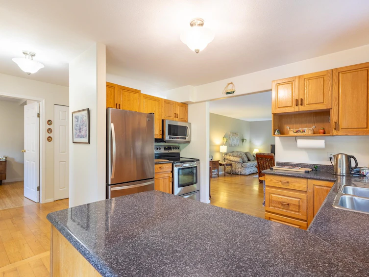 5309 Cedarview Place, Sechelt, BC, V7Z 0C2 - 7