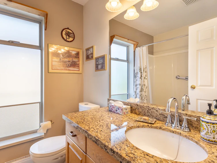 5309 Cedarview Place, Sechelt, BC, V7Z 0C2 - 11