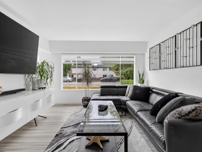 2141 Fraser Avenue - 5