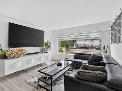 2141 Fraser Avenue - 3