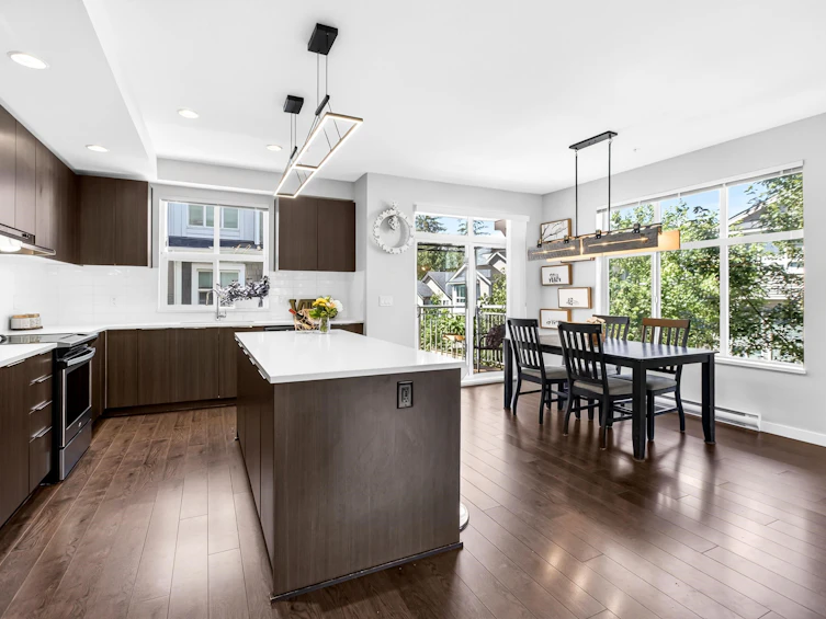 1406-11295 Pazarena Place, Maple Ridge, BC, V2X 4K9 - 11