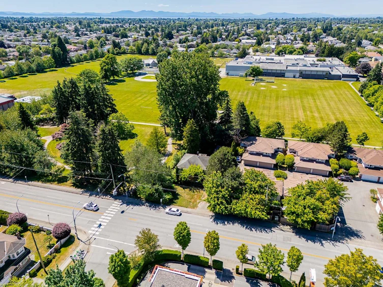 8171 Garden City Road, Richmond, BC, V6Y 2P1 - 24