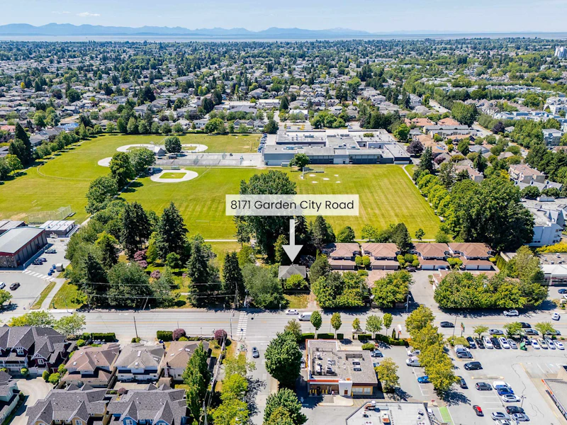 8171 Garden City Road, Richmond BC V6Y 2P1