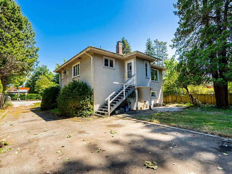 8171 Garden City Road, Richmond, BC, V6Y 2P1 - 18