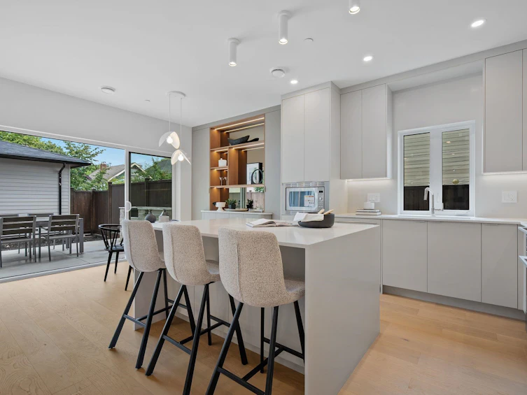 2-2211 William Street, Vancouver, BC, V5L 2S5 - 8