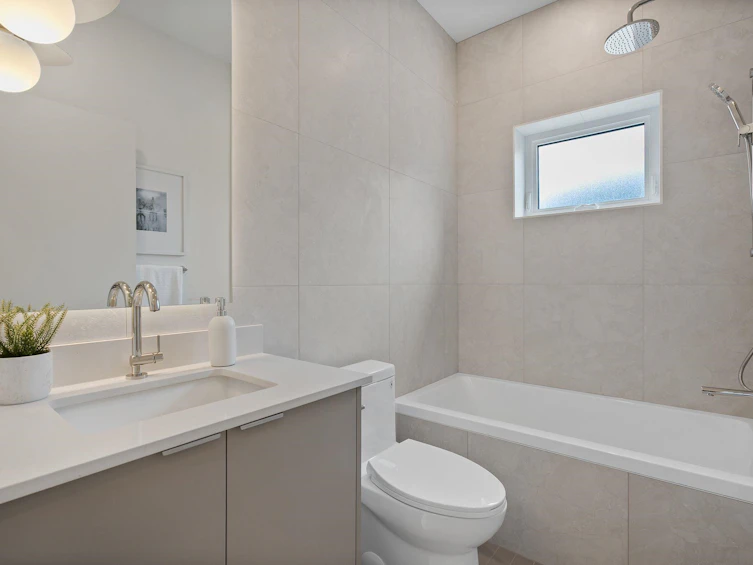 2-2211 William Street, Vancouver, BC, V5L 2S5 - 26