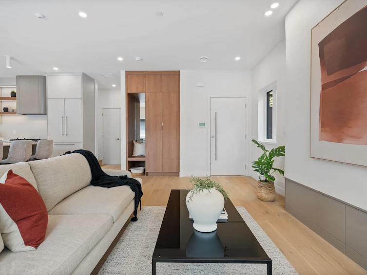 2-2211 William Street, Vancouver, BC, V5L 2S5 - 6