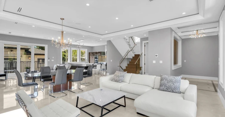3955 Blenheim Street, Vancouver, BC, V6L 2Y8 - 2