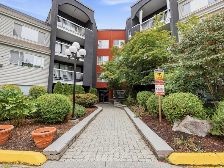 210-5700 200th Street, Langley, BC, V3A 7S6 - 3