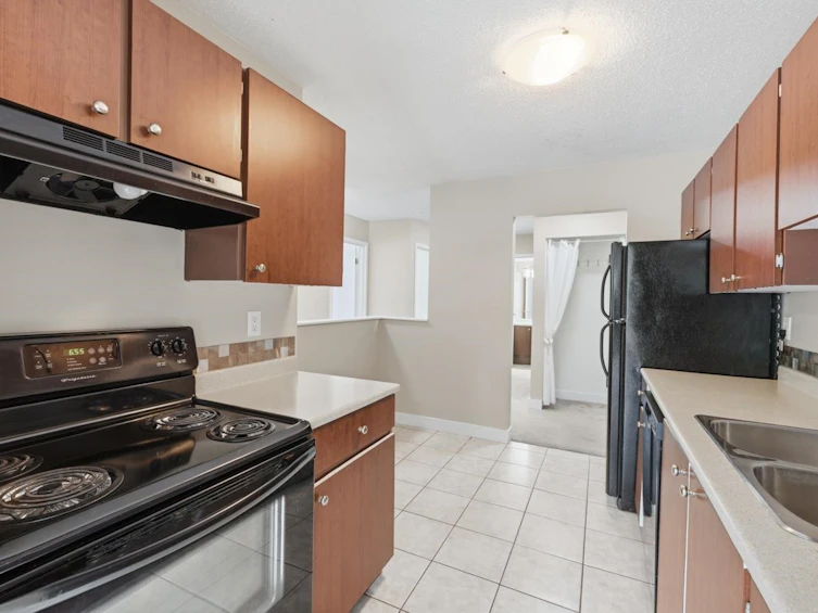 210-5700 200th Street, Langley, BC, V3A 7S6 - 14