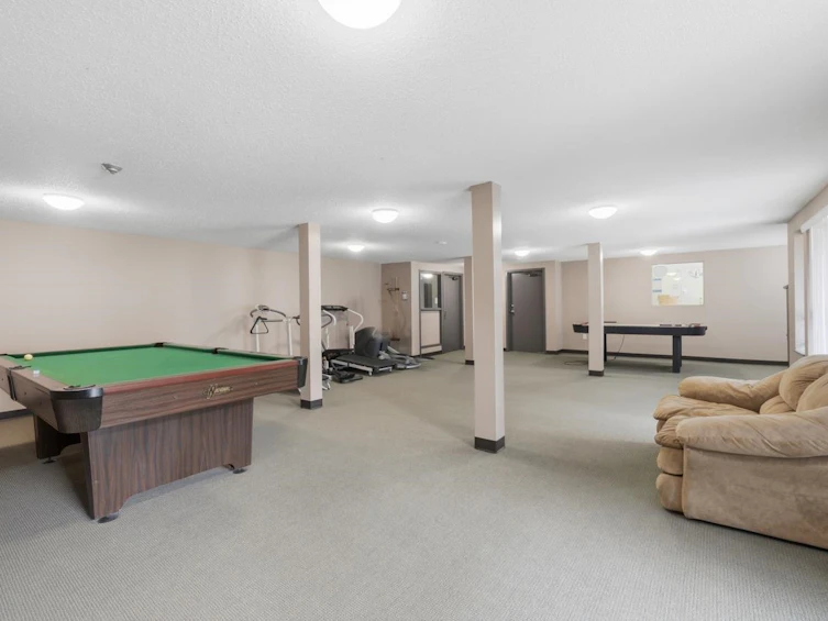 210-5700 200th Street, Langley, BC, V3A 7S6 - 28