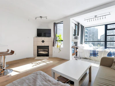 805-939 Homer Street - 4
