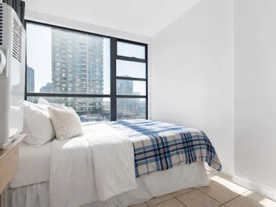 805-939 Homer Street - 5