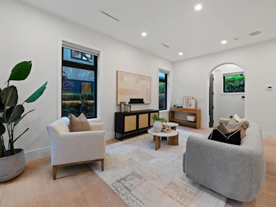 5038 Granville Street - 5