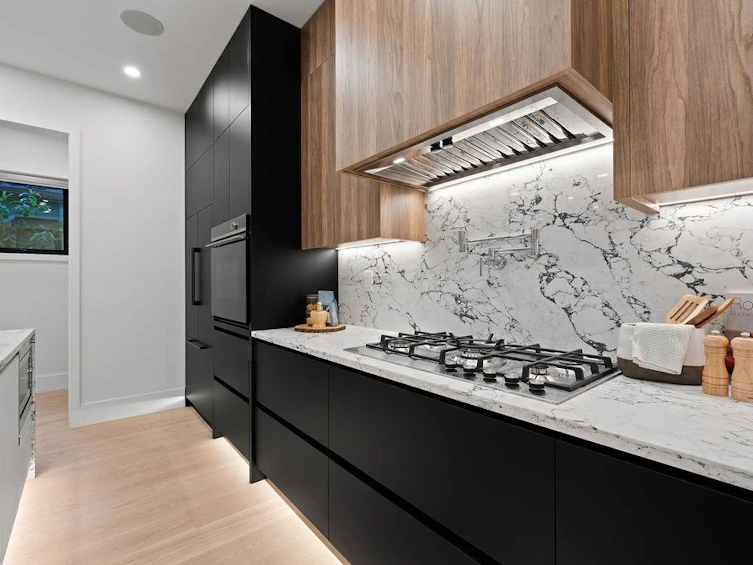 5038 Granville Street, Vancouver, BC, V6M 3B4 - 15